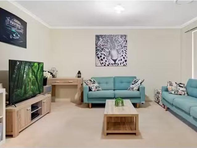 Rental! 10 Anderson Street, ST HELENS PARK House for rent Lis.