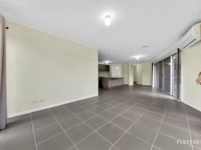 Deal! 10 Bandler Parkway, Point Cook VIC 3030 House For Lease