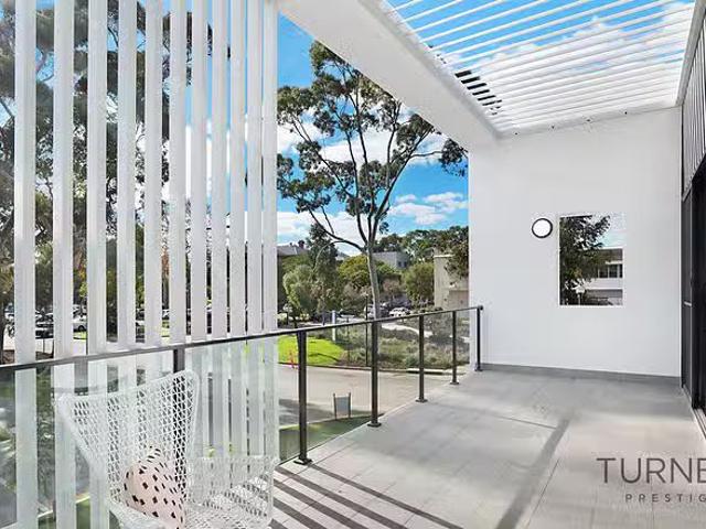 Cozy 10 Jacaranda Boulevard, Glenside, SA 5065