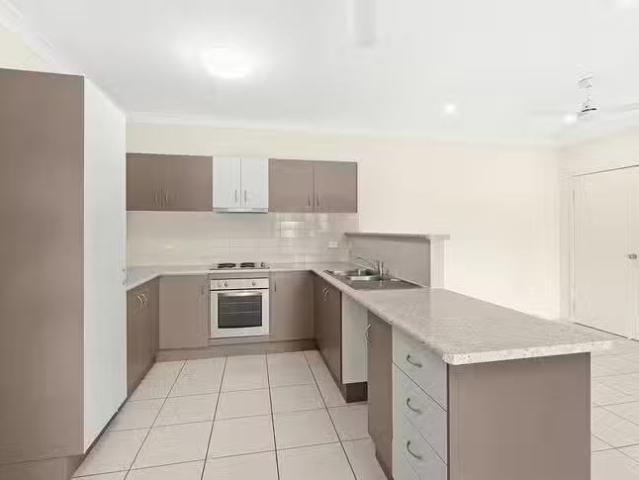 Rental! 10 Quail Close, Woree, QLD 4868