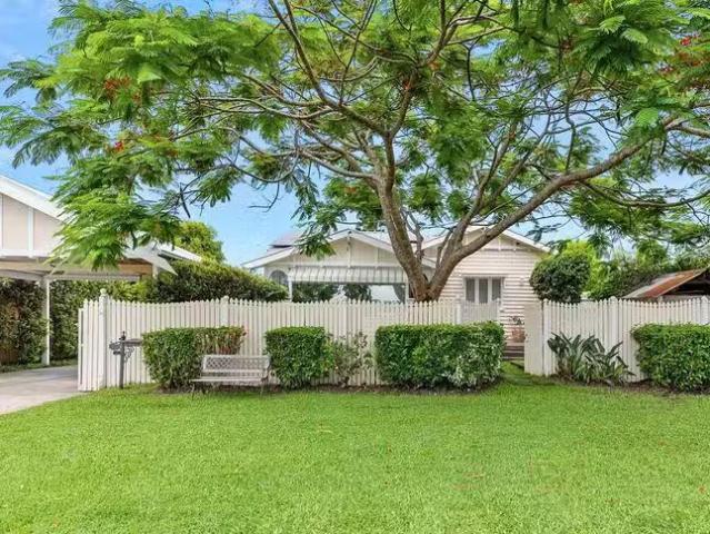 Cheap 10 Shields Street, Tewantin, QLD 4565