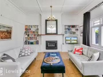Deal! 10 The Crescent, Hove, SA 5048