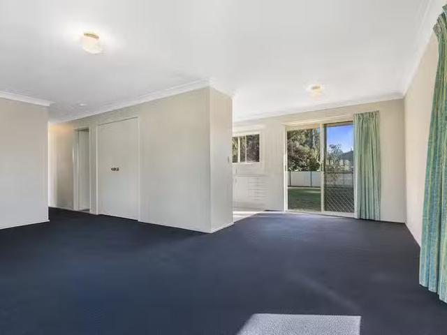 Unique 10 Therese Street, Marsden, QLD 4132