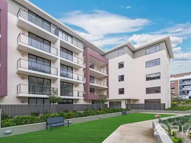 Just in! 10 18 Free Settlers Drive, Kellyville, NSW 2155