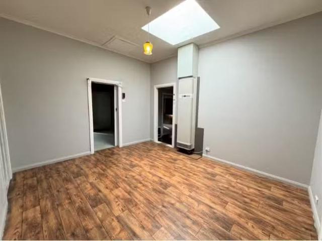 Cheap 111 Merrigal Street, GRIFFITH House for rent Listed by.