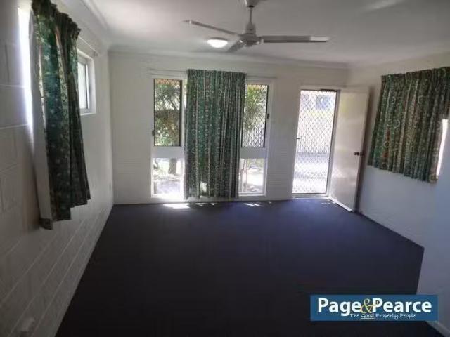 Deal! 1/12 Sooning Street, Hermit Park, QLD 4812