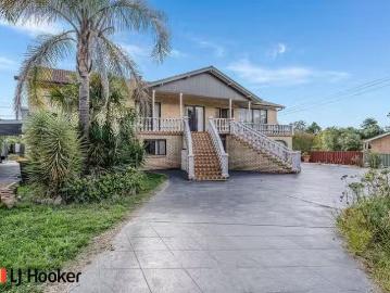 New 1/17 Florina Place, Hawker, ACT 2614