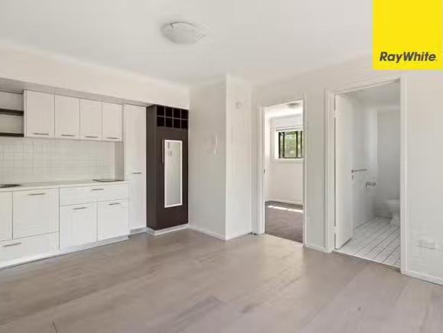 Deal! 1/150 Monaro Crescent, Red Hill, ACT 2603