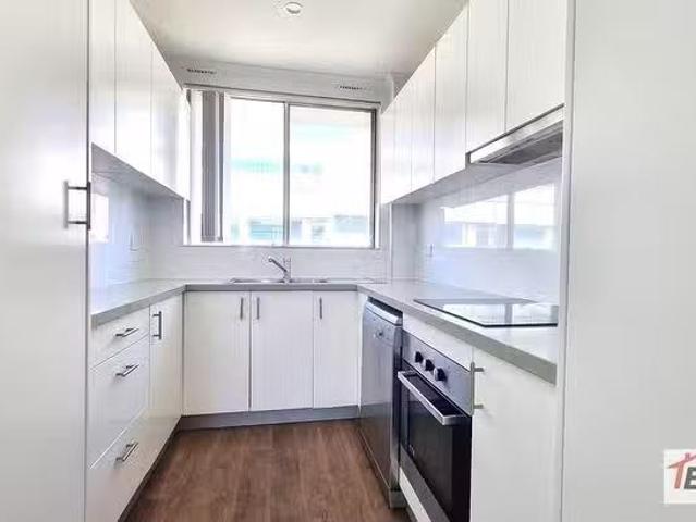 Cozy 11/53 55 O'brien Street, Bondi Beach, NSW 2026