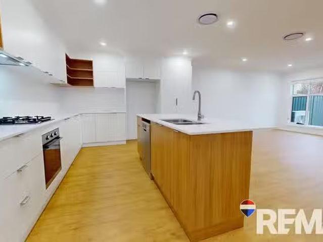Rental! 1/15 Fitzroy Street, Junee, NSW 2663