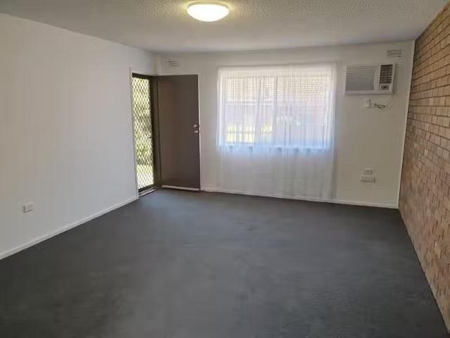 Unique 1/15 Nordlingen Drive, Tolland Apartment for rent List.