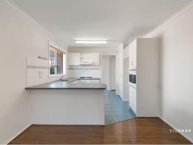 Just in! 1/16 Bambury Street, BORONIA Apartment for rent List.