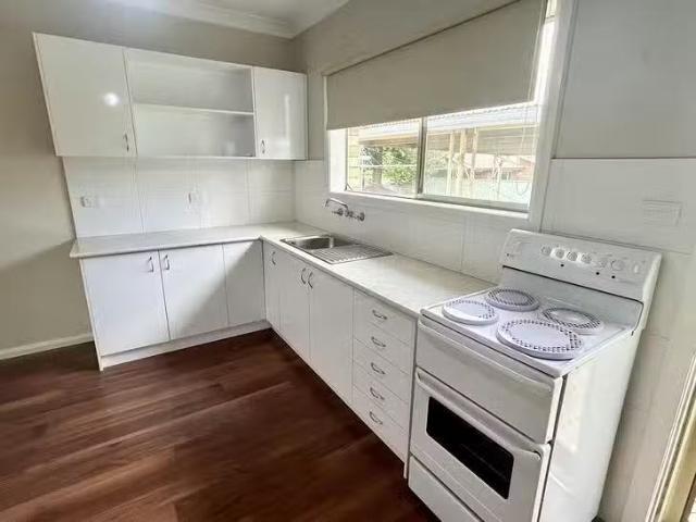 Just in! 1/176 Cowabbie Street, Coolamon, NSW 2701