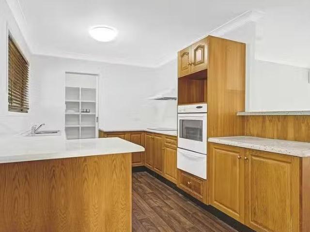 For Rent! 118 Castile Crescent, Edens Landing, QLD 4207