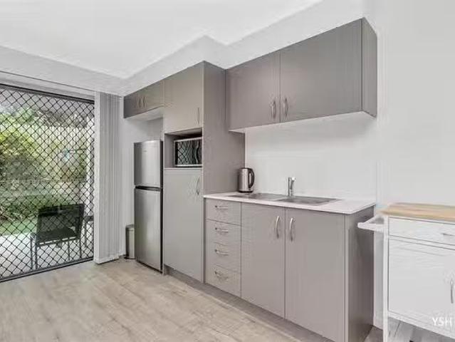Cheap 1/197 Birkdale Road, Birkdale, QLD 4159