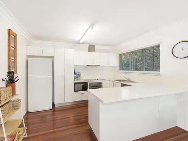Unique 11 Meagan Street, Kenmore, QLD 4069