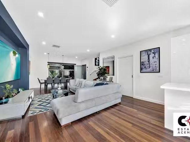 Deal! 11 Orr Court, Laverton, VIC 3028
