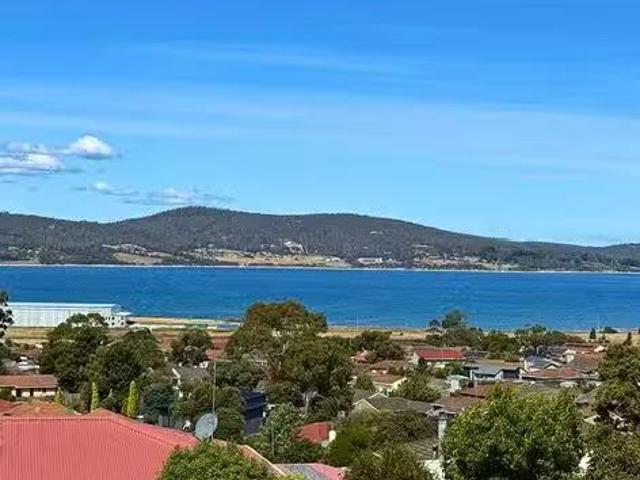 New 11 Bland Court, Rokeby, TAS 7019