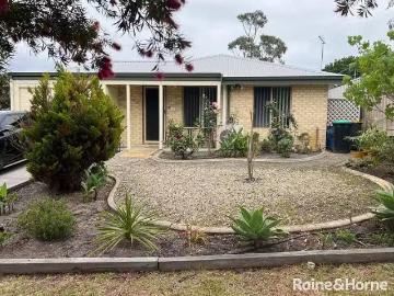Nice 11 Drummond Street, Lockyer, WA 6330