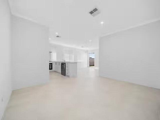 New 11 Eremophila Street, Sinagra, WA 6065