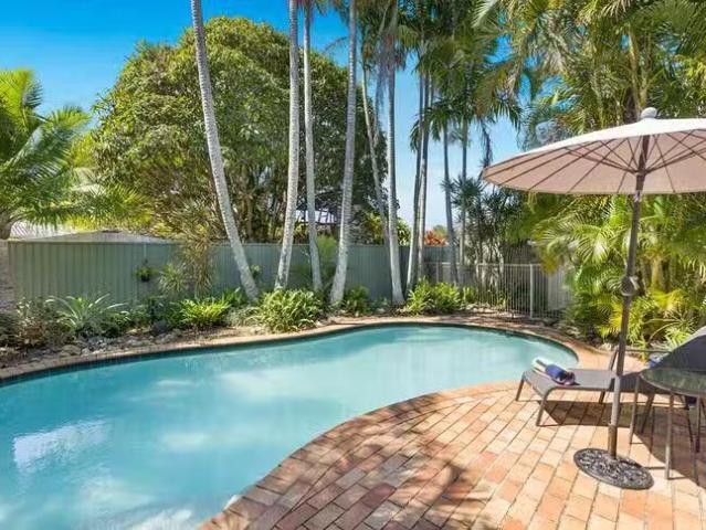 Just in! 11 Frances Street, Victoria Point, QLD 4165
