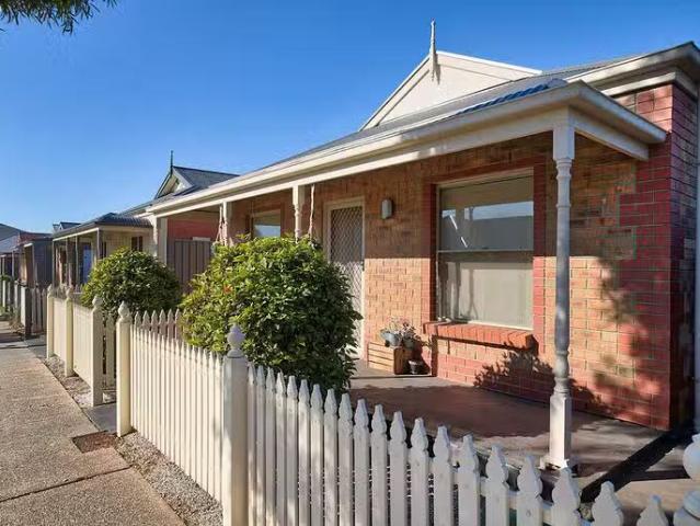 Nice 11 Salmon Gum Crescent, Blakeview, SA 5114