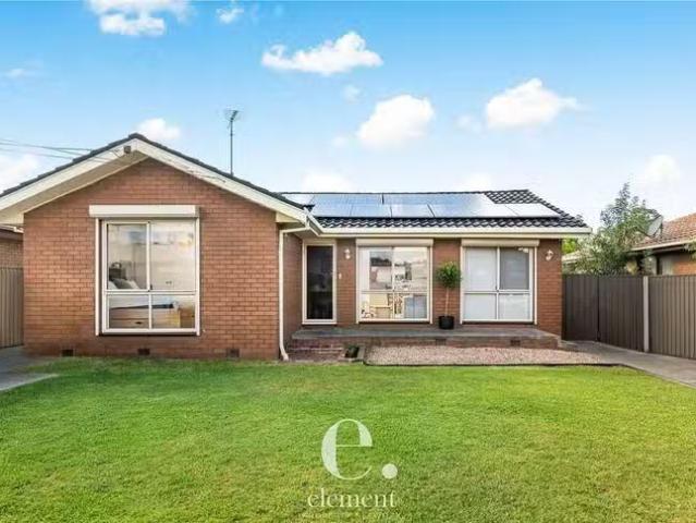 Unique 11 Wilkins Close, Corio, VIC 3214