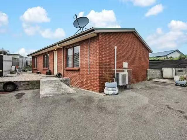 Deal! 120 Tasman Highway, Waverley, TAS 7250
