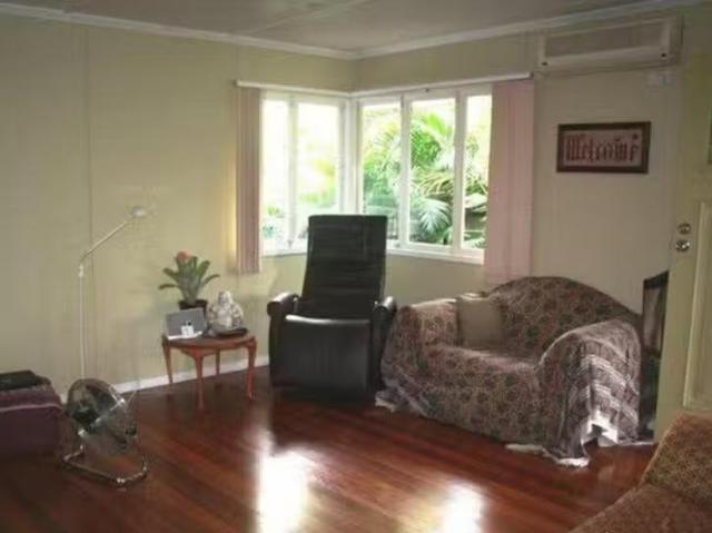 Cheap 1/21 Slater Avenue, Lawnton, QLD 4501