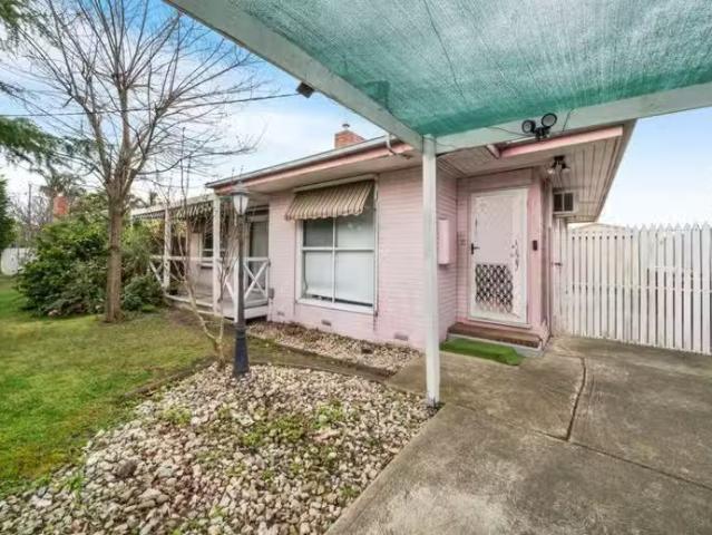 Unique 122 Princes Highway, Norlane, VIC 3214 House for Rent