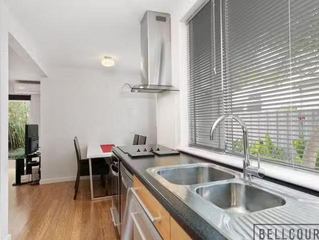 Nice 1/233 Hensman Road, Shenton Park, WA 6008