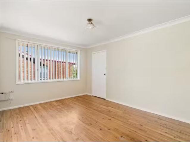 Deal! 1/27 Station Street, East Corrimal Apartment for rent L.