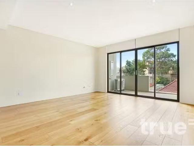 Just in! 12/40 Maria Street, Petersham Apartment for rent Lis.