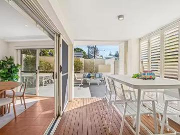Charming 1/24 Dutton Street, Coolangatta, QLD 4225