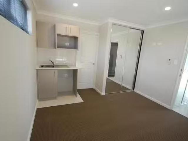For Rent! 1/25C Davies Crescent, Kardinya, WA 6163