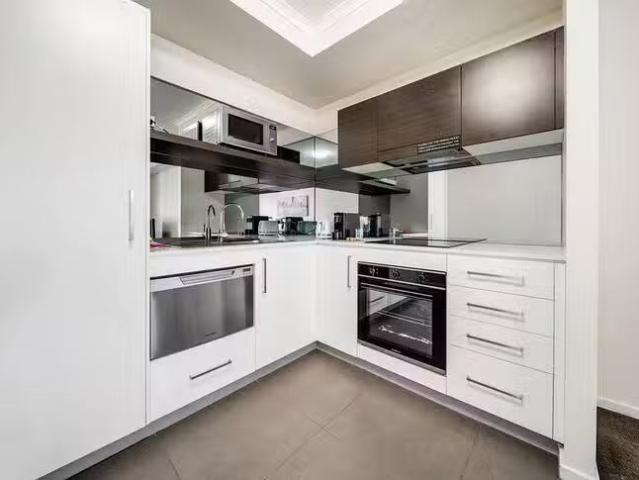 Nice 127/150 Anketell Street, Greenway, ACT 2900