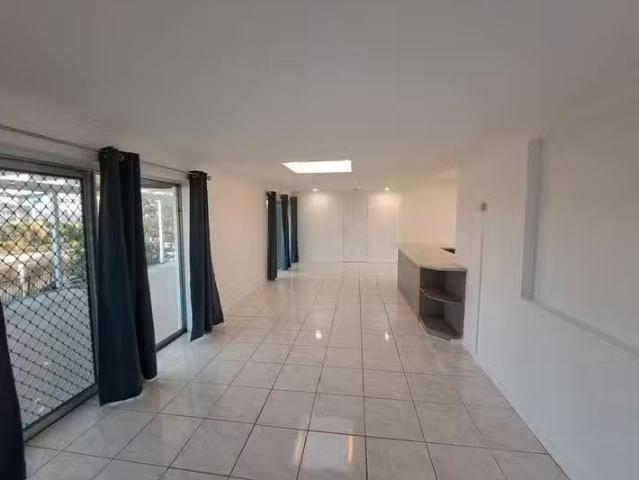 Unique 12 Bahia Court, Broadbeach Waters, QLD 4218