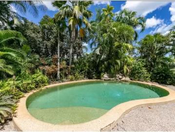Charming 12 Bayview Boulevard, Bayview House for rent Listed.
