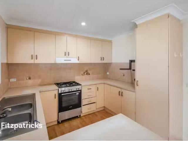 New 12 Doman Street, Estella House for rent Listed by Rental.