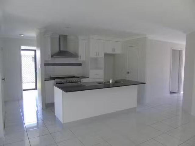 Nice 12 Helmsman Drive, Bucasia, QLD 4750