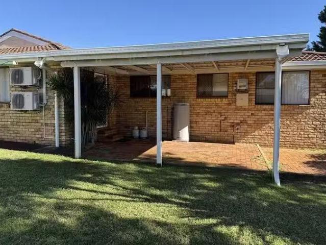 Cozy 12 Jennifer Crescent, Darling Heights, QLD 4350