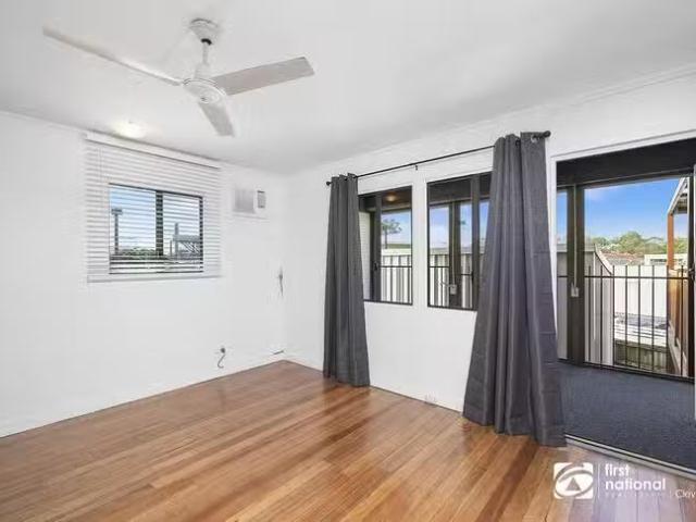 Cozy 12 John Street, Cleveland, QLD 4163