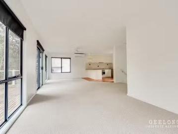 Cozy 12 Lorettas Way, Anglesea, VIC 3230