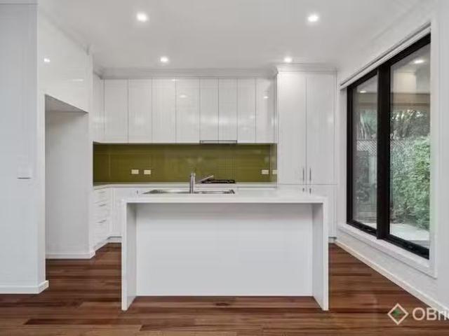 For Rent! 12 Pindari Drive, Bayswater, VIC 3153