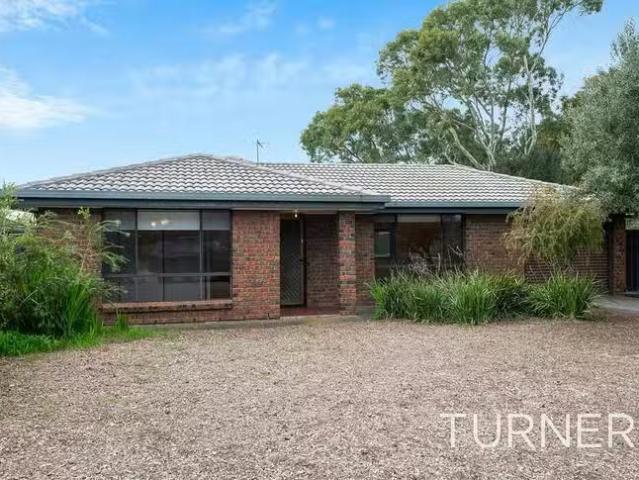 Just in! 12 Rochester Street, Morphett Vale, SA 5162