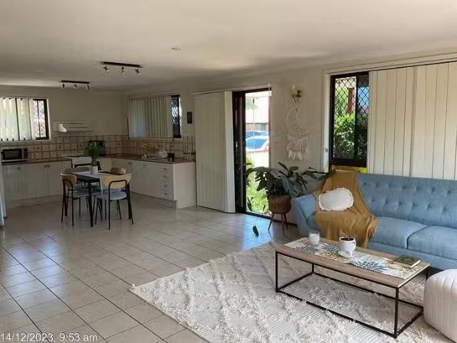 Just in! 1/2 Storey Street, Centenary Heights, QLD 4350