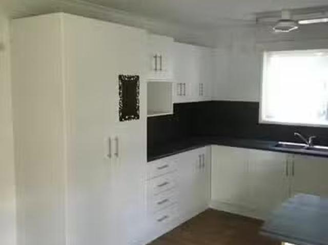 Cozy 12 Shrubsole Street, Collinsville, QLD 4804