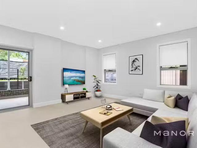 Deal! 12A Ulandi Place, Winston Hills NSW 2153