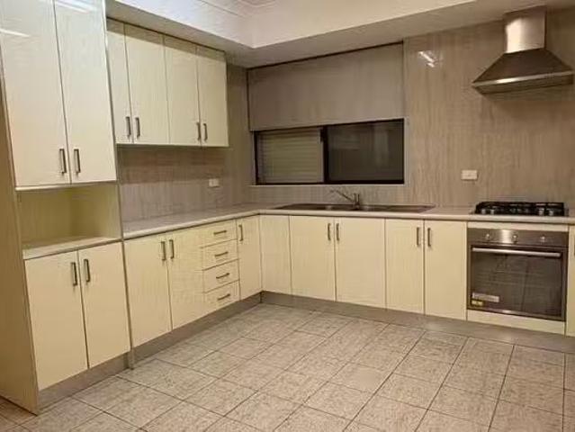 Charming 12A King William Street, Bayswater, WA 6053
