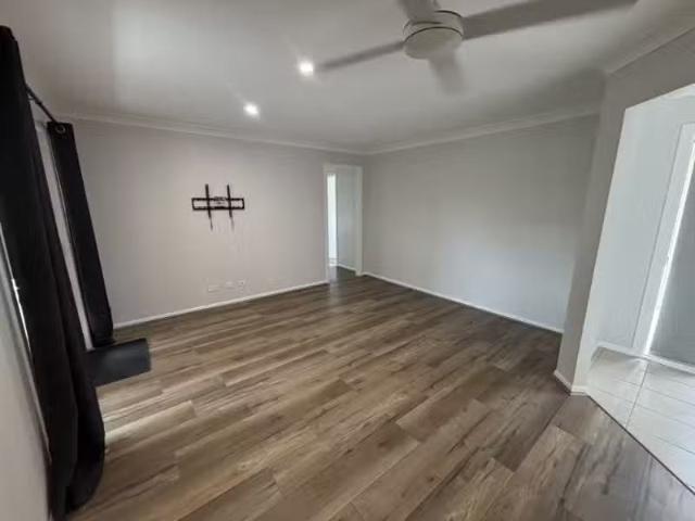 For Rent! 1/2A Smiths Lane, RAYMOND TERRACE House for rent Li.